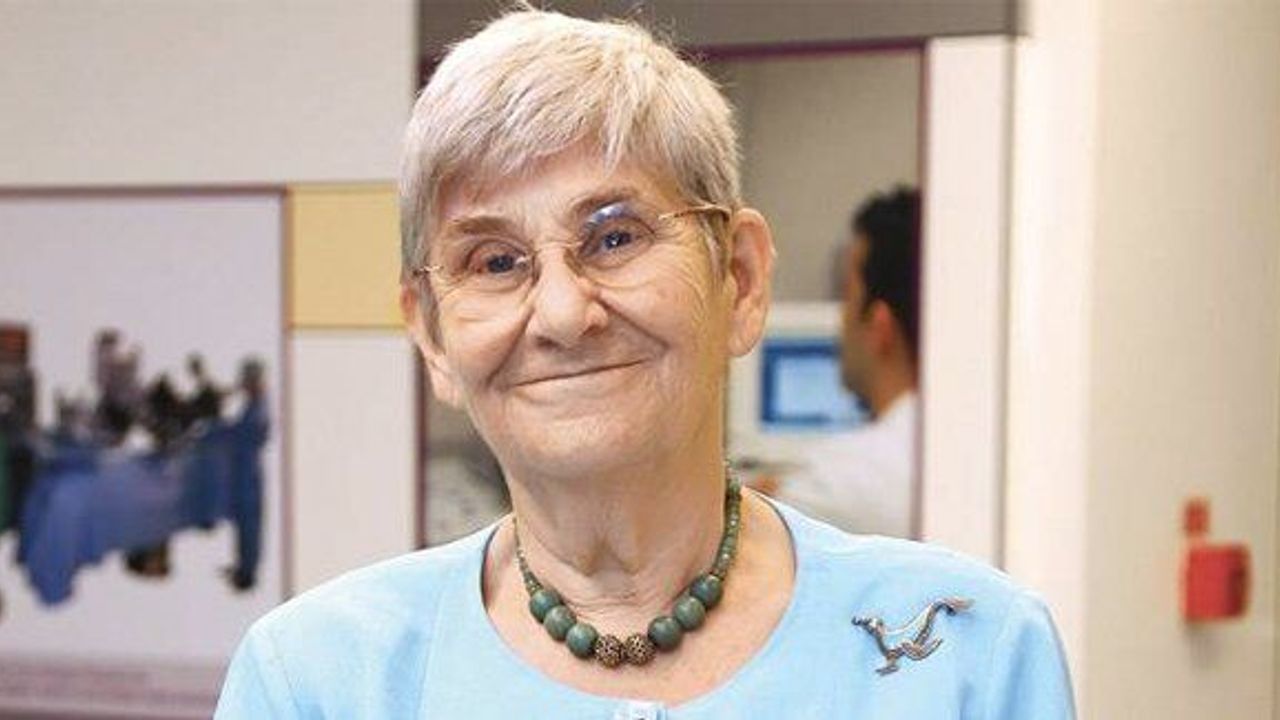 Canan Karatay meslekten men edildi mi?