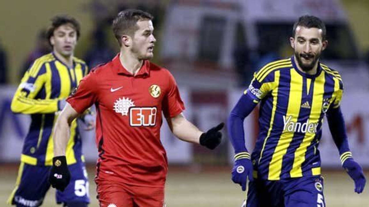 Fenerbahçe, Eskişehir'den 3 puanı 3 golle aldı