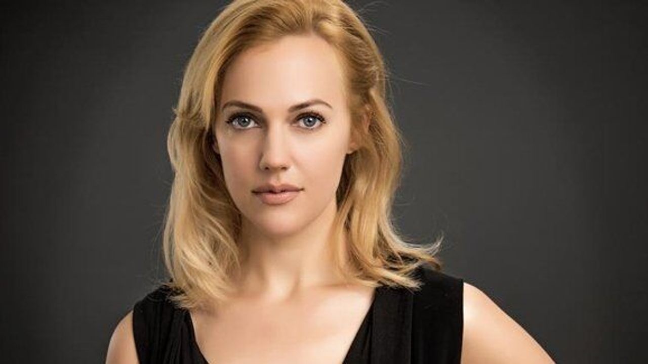 Meryem Uzerli'ye darbe üstüne darbe