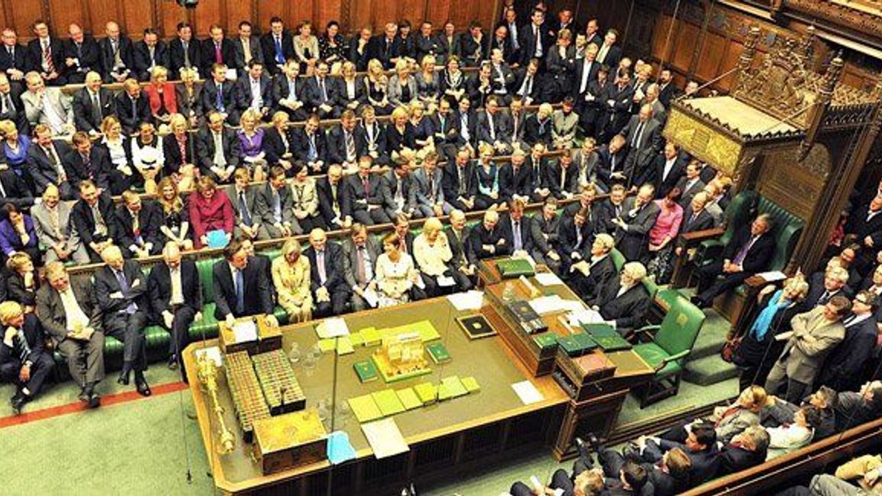 İngiliz Parlamentosu'nda "Brexit" kararı tartışıldı
