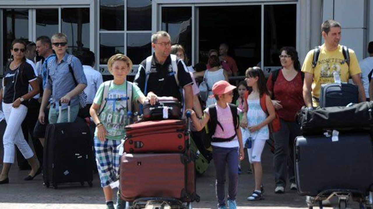 İngiltere ve Türkiye'de bir turist ne harcıyor?