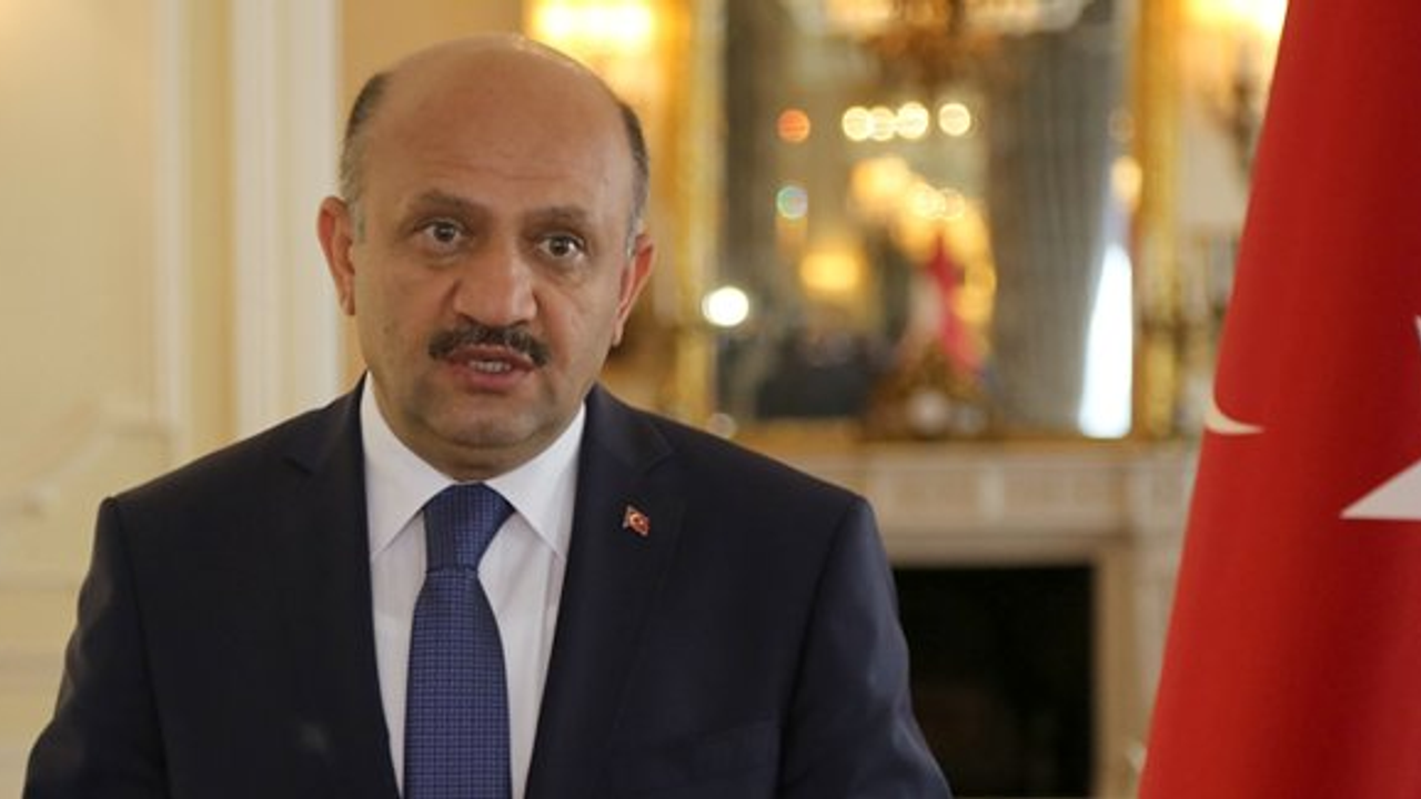 Milli Savunma Bakanı Fikri Işık Londra'da