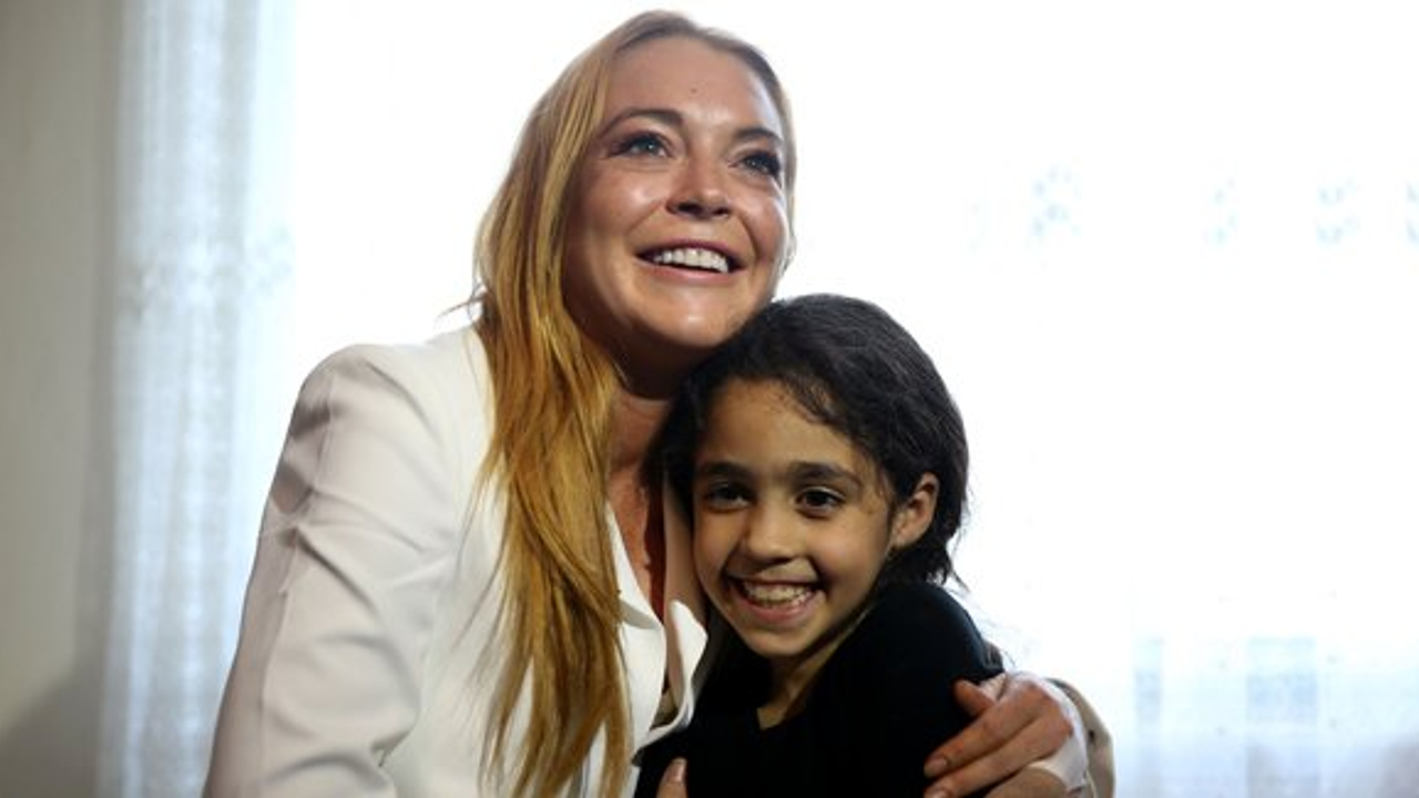 Lindsay Lohan, Suriyeli aileyi unutmadı