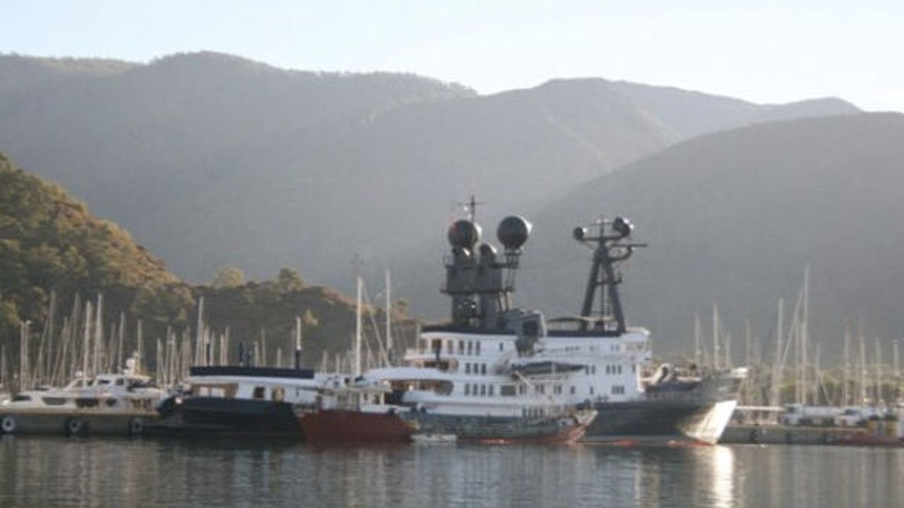 Mariah Carey’nin nişanlısı servet bıraktı