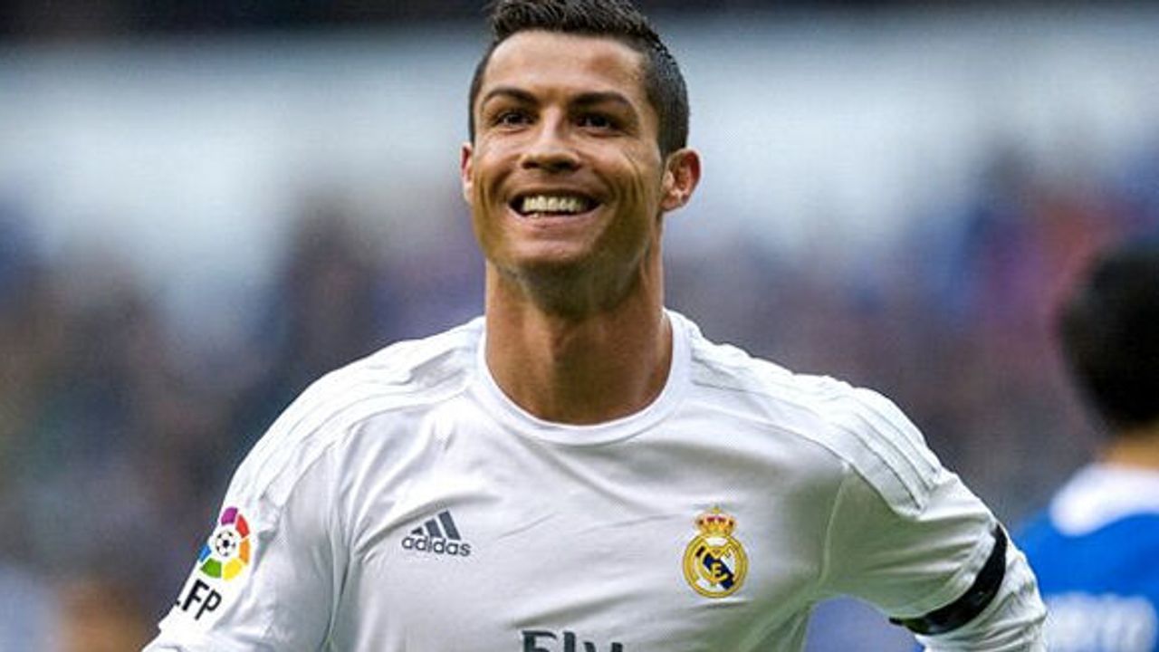 Ronaldo'ya 393 milyon liralık sözleşme