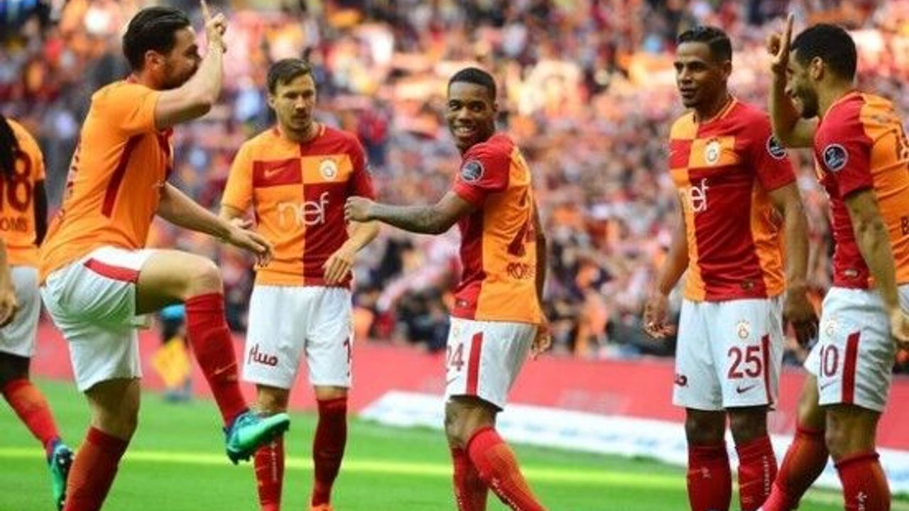 Galatasaray'ın Göztepe maçı kadrosu belli oldu