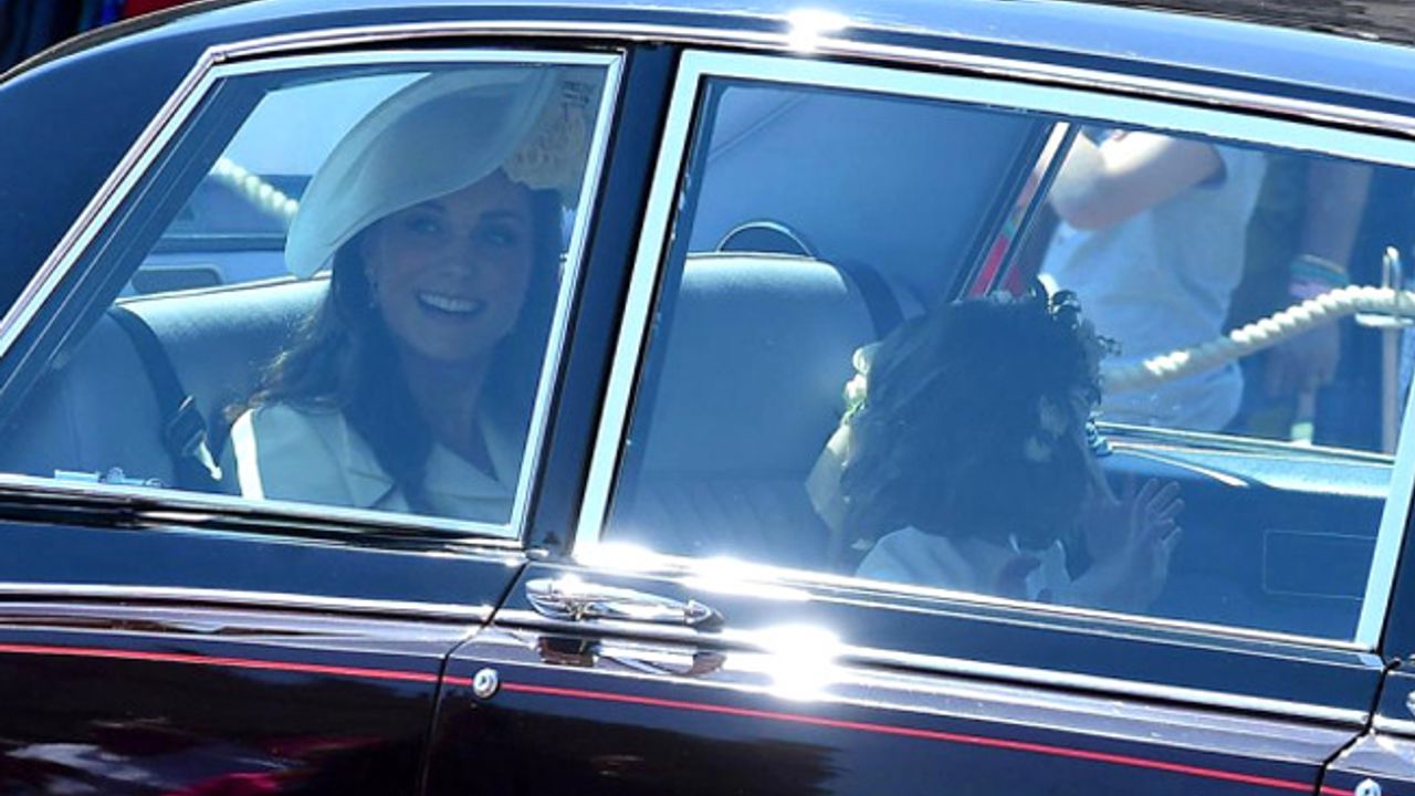 Kate Middleton düğüne 3 yıl önce giydiği kıyafetle katıldı