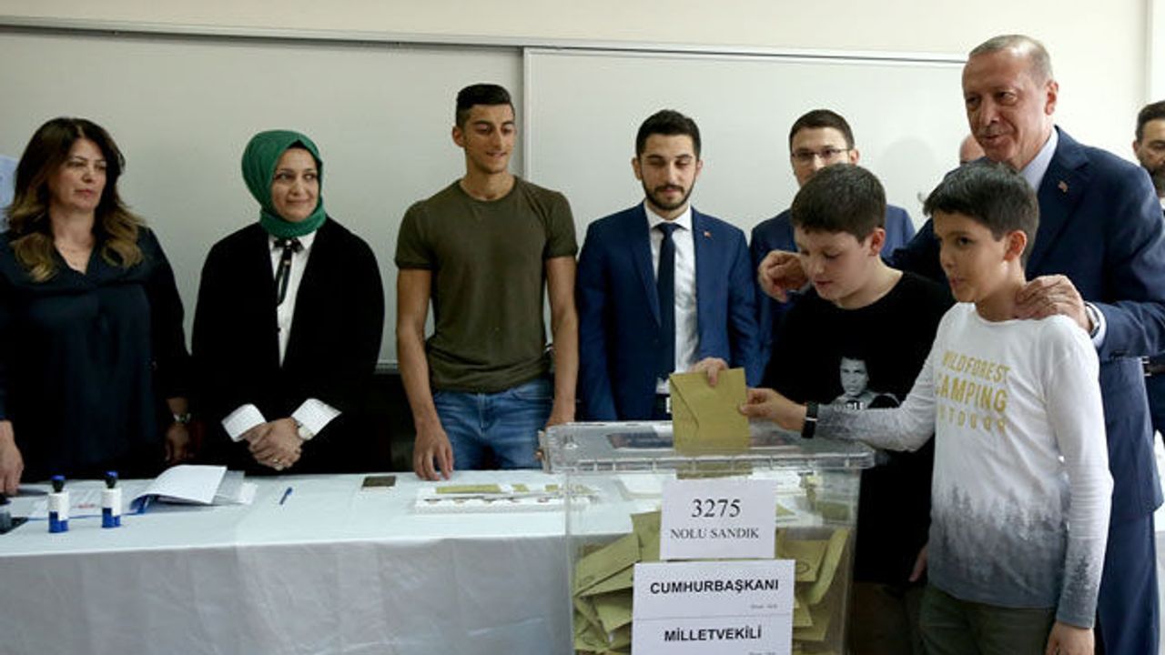 Cumhurbaşkanı Erdoğan, oyunu İstanbul'da kullandı