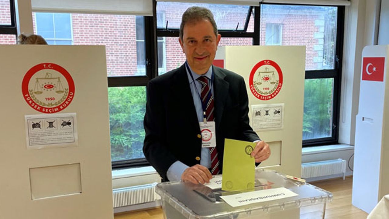İrlanda'da Cumhurbaşkanı Seçimi ikinci turu için oylama başladı