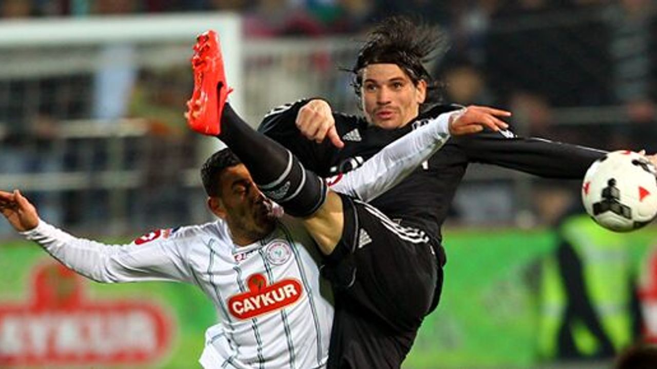 Çaykur Rizespor ile Beşiktaş 2-2 berabere kaldı