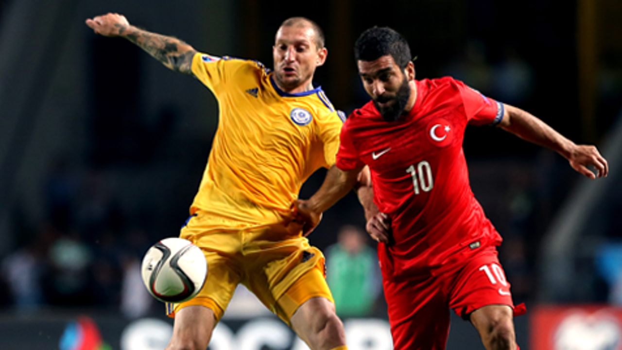 Türkiye, Kazakistan'ı Arda Turan'ın tek golüyle geçebildi