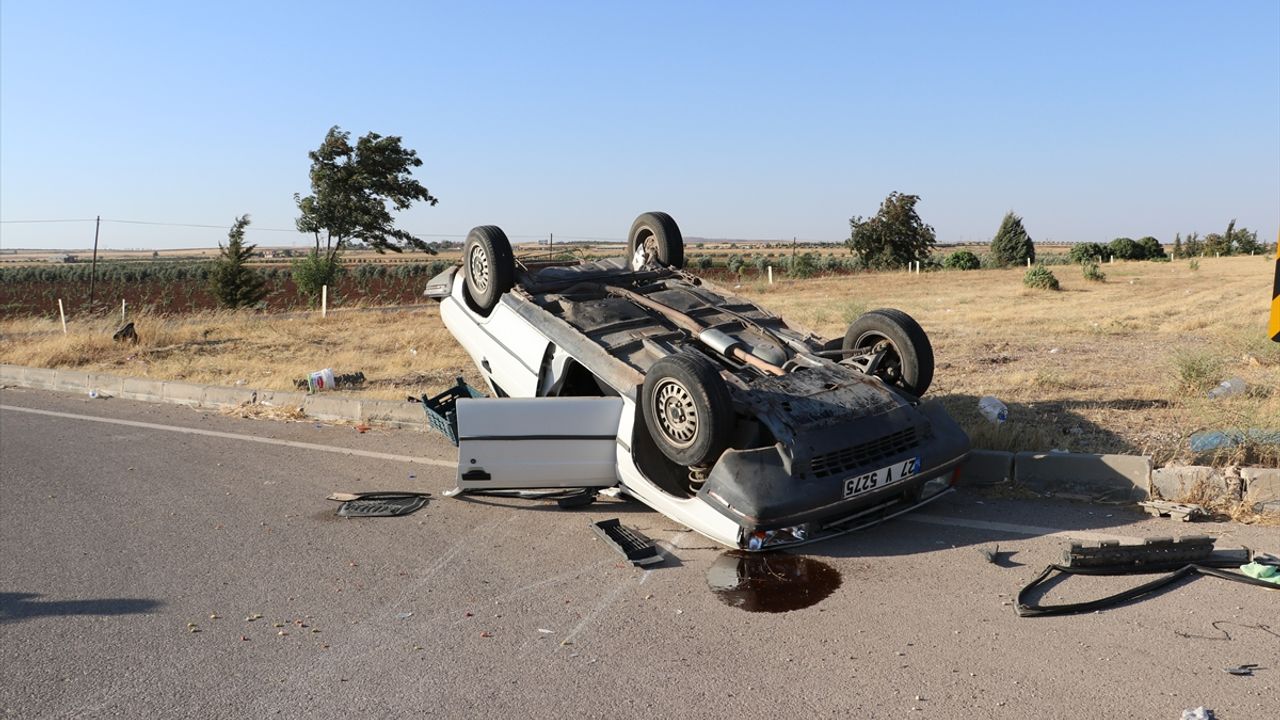 Kilis'te 2 otomobilin çarpıştığı kazada 2 kişi yaralandı