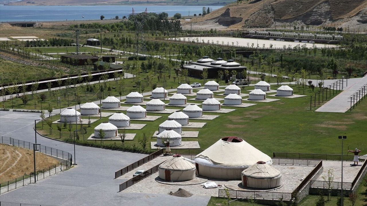 Muş ve Bitlis'te Malazgirt Zaferi'nin 953. yıl dönümü hazırlıkları devam ediyor