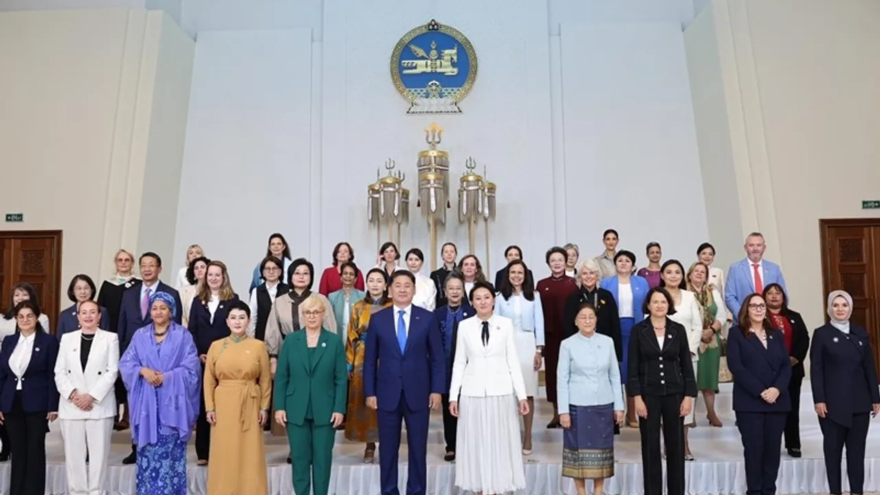 Bakan Göktaş Moğalistan'da...  Dünya Kadınlar Forumu'nda şiddetle mücadele mesajı