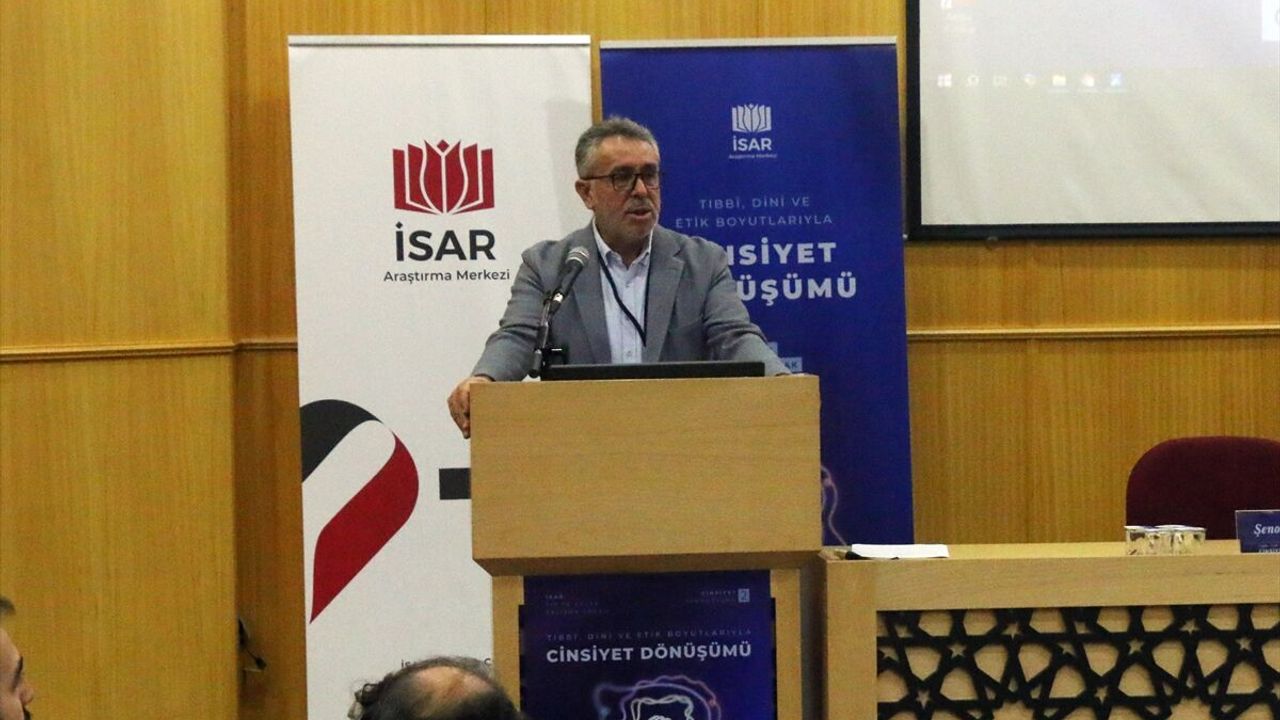 İSAR Tıp ve Ahlak Çalışma Grubu, "Tıbbi, Dini ve Etik Boyutlarıyla Cinsiyet Dönüşümü Çalıştayı" düzenledi