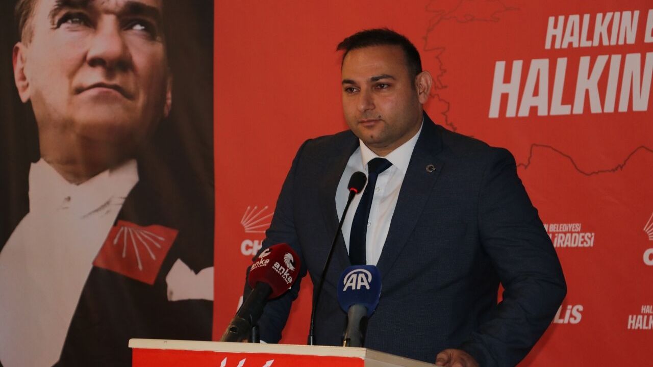 CHP Genel Başkan Yardımcısı Zeybek, Kilis'te İl Belediye Başkanları Toplantısı'nda konuştu: