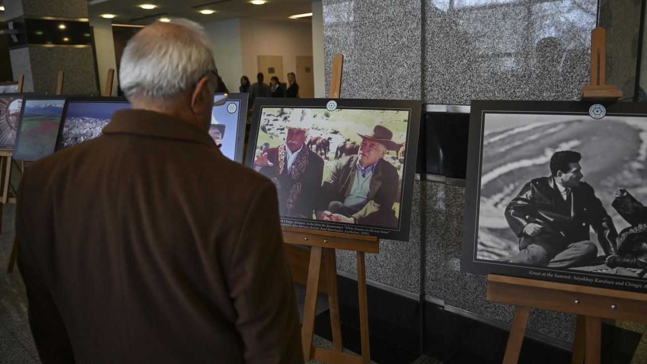 Meclis'te, "Cennet Annelerin Ayakları Altındadır" filmi gösterildi