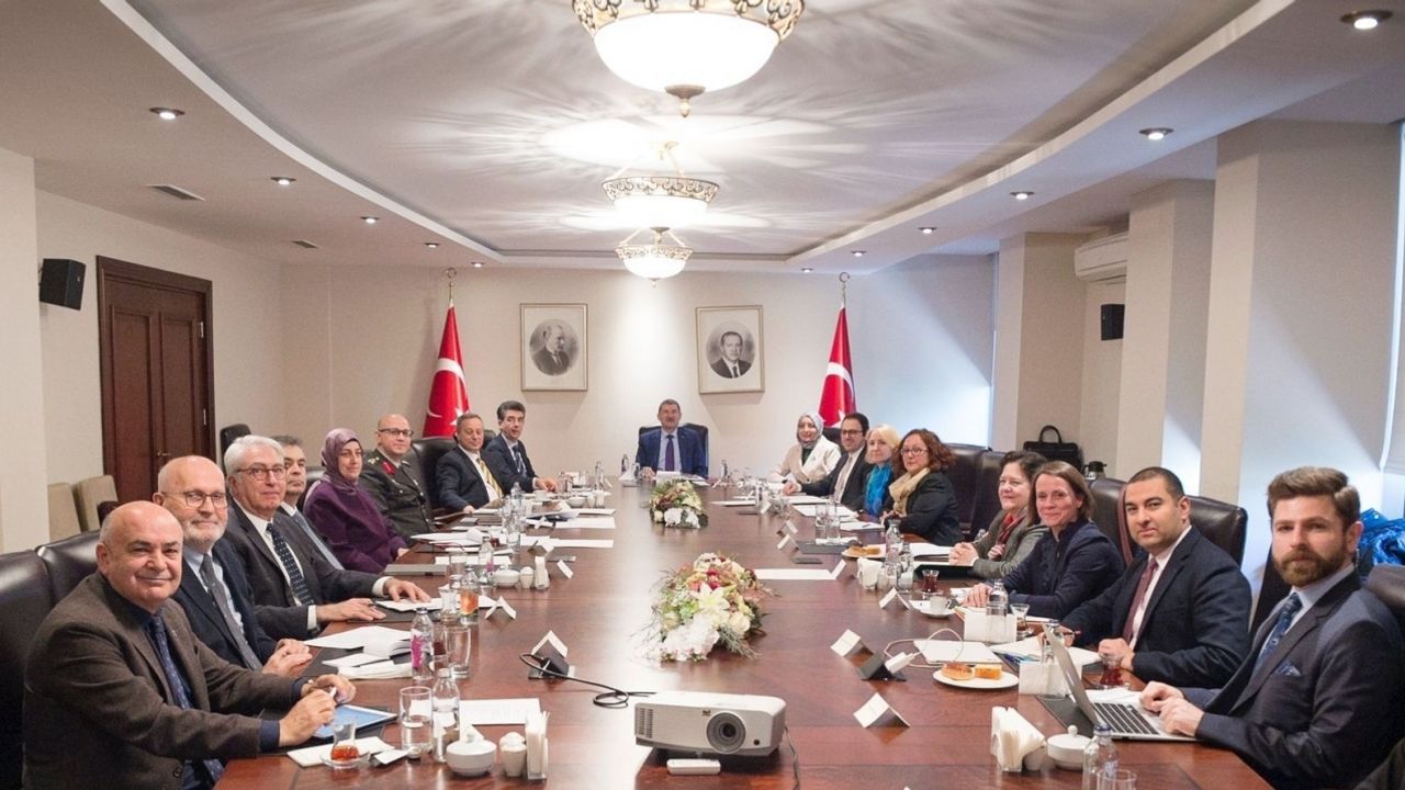 "Avrupa'nın Yeni Güvenlik Mimarisi ve Türkiye-Avrupa Birliği İlişkileri" çalıştayı düzenlendi