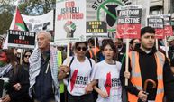 Londra'da Onbinler Filistin'e Özgürlük İçin Yürüdü