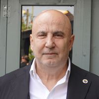 AHMET MURAT ÜSTÜNSÜRMELİ
