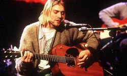 Kurt Cobain'in gitarına rekor fiyat