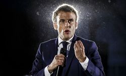 Fransa'da Macron yeniden seçildi