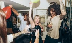 Airbnb ev partilerini yasakladı