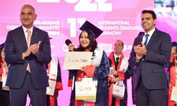 'Türkiye Burslu' öğrenciler mezun oldu