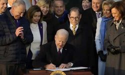ABD Başkanı Biden'den eşcinsel evlilik yasasına onay
