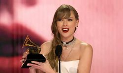 Taylor Swift, Grammy Ödülü'nü 4 kez kazandı