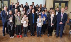 Türk Okulları Bilgi Yarışması Londra’da yapıldı