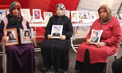 Diyarbakır anneleri Ramazan Bayramı'nı çocuklarına kavuşma ümidiyle karşılıyor