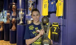 Fenerbahçeli basketbolcu Sevgi Uzun, 4 kupa kazanılan sezonu anlattı: