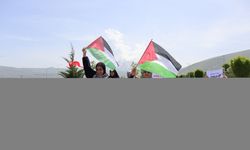 Iğdır'da öğrenci ve akademisyenlerden Filistin için ABD'de eylem yapan öğrencilere destek