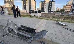 Kayseri'de işçi servisi ile hafif ticari araç çarpıştı, biri ağır 6 kişi yaralandı