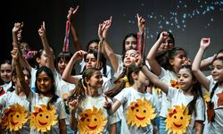 Opera Sahnesi, 23 Nisan'da çocuk sesleri ve şarkılarıyla yankılanıyor