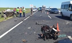 Şanlıurfa'da otomobille hafif ticari aracın çarpıştığı kazada 2 kişi öldü