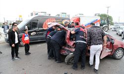 Sivas'taki trafik kazasında 3 kişi yaralandı
