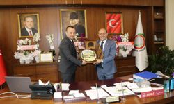 Özgür Karabat'tan Amasya Belediye Başkanı Sevindi'ye ziyaret
