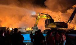 Adana'da motosiklet üretim tesisinde yangın