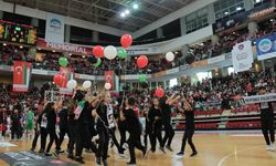 4. Geleneksel Kayseri İmam Hatip Okulları Spor Oyunları'nın kapanış töreni düzenlendi