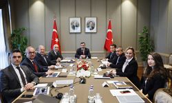 Cumhurbaşkanı Yardımcısı Yılmaz, Türkiye İhracatçılar Meclisi Başkanı Gültepe ve heyetini kabul etti