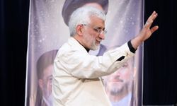 Eski İran Ulusal Güvenlik Konseyi Genel Sekreteri Celili'den cumhurbaşkanlık için adaylık başvurusu