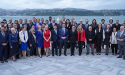 İBB Başkanı İmamoğlu İstanbul'da görevli başkonsoloslarla buluştu