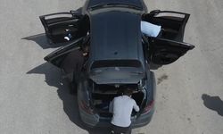 Karaman'da otomobilin motor bölümünde uyuşturucu taşıyan 2 şüpheli tutuklandı
