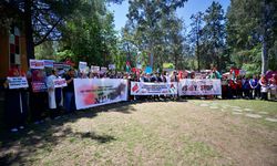 Osmaniye Korkut Ata Üniversitesinde öğrenciler, İsrail'in Gazze'ye saldırılarını protesto etti