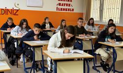 Saraybosnalı öğrenciler, YEE'nin Türkçe sınavında yarıştı