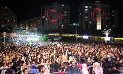 Şarkıcı Ferhat Göçer, Şırnak'ta konser verdi