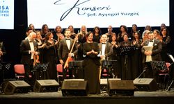 Bursa'da Kadınlar Korosundan ‘Anneler Günü’ konseri