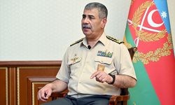 Azerbaycan Savunma Bakanı Hasanov, Türkiye ile askeri ilişkileri değerlendirdi